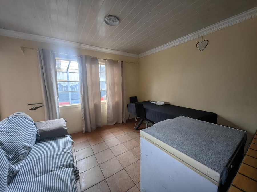 4 Bedroom Property for Sale in Beacon Valley Western Cape